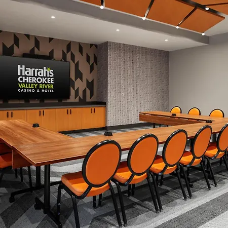 Harrah'S Cherokee Valley River Hotel & Casino - A Caesars Rewards Destination-3